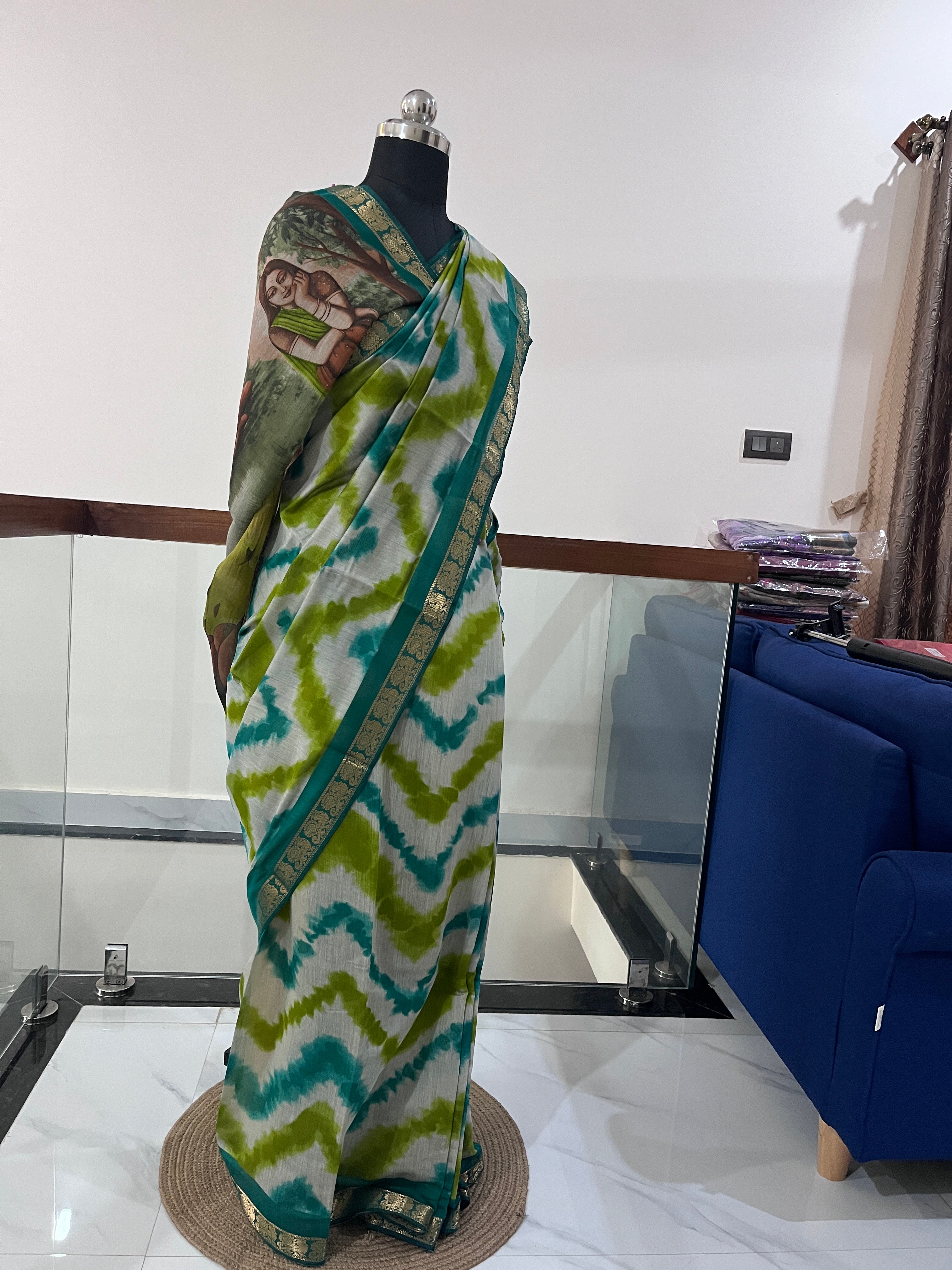 Elegant Soft Tie-Dye Cotton Silk Blend Saree with Teal Woven Border