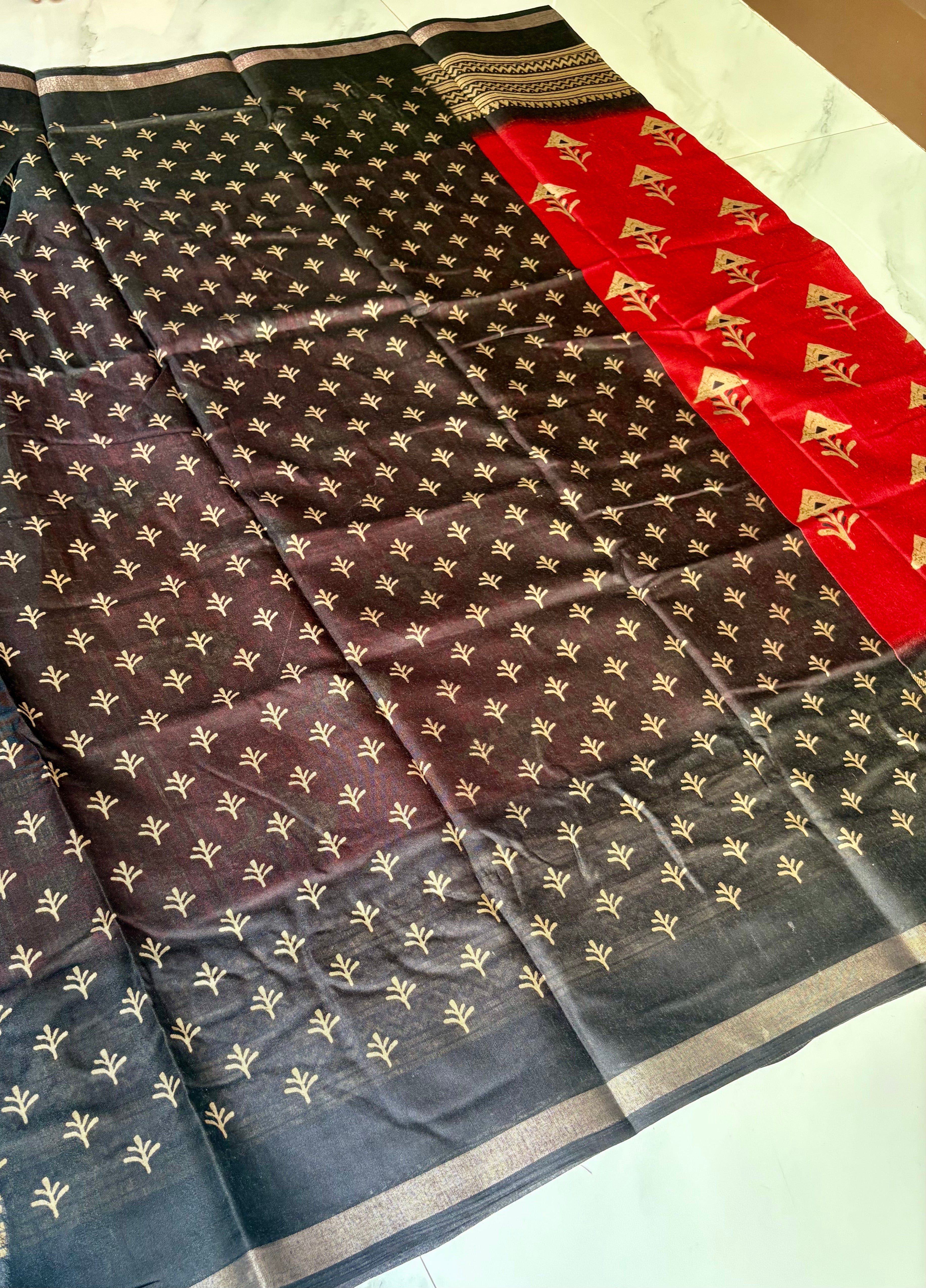 Elegant Red saree featuring subtle traditional motifs and a beautifully Black-gold Zari Line border- Cotton silk soft Saree (Copy)