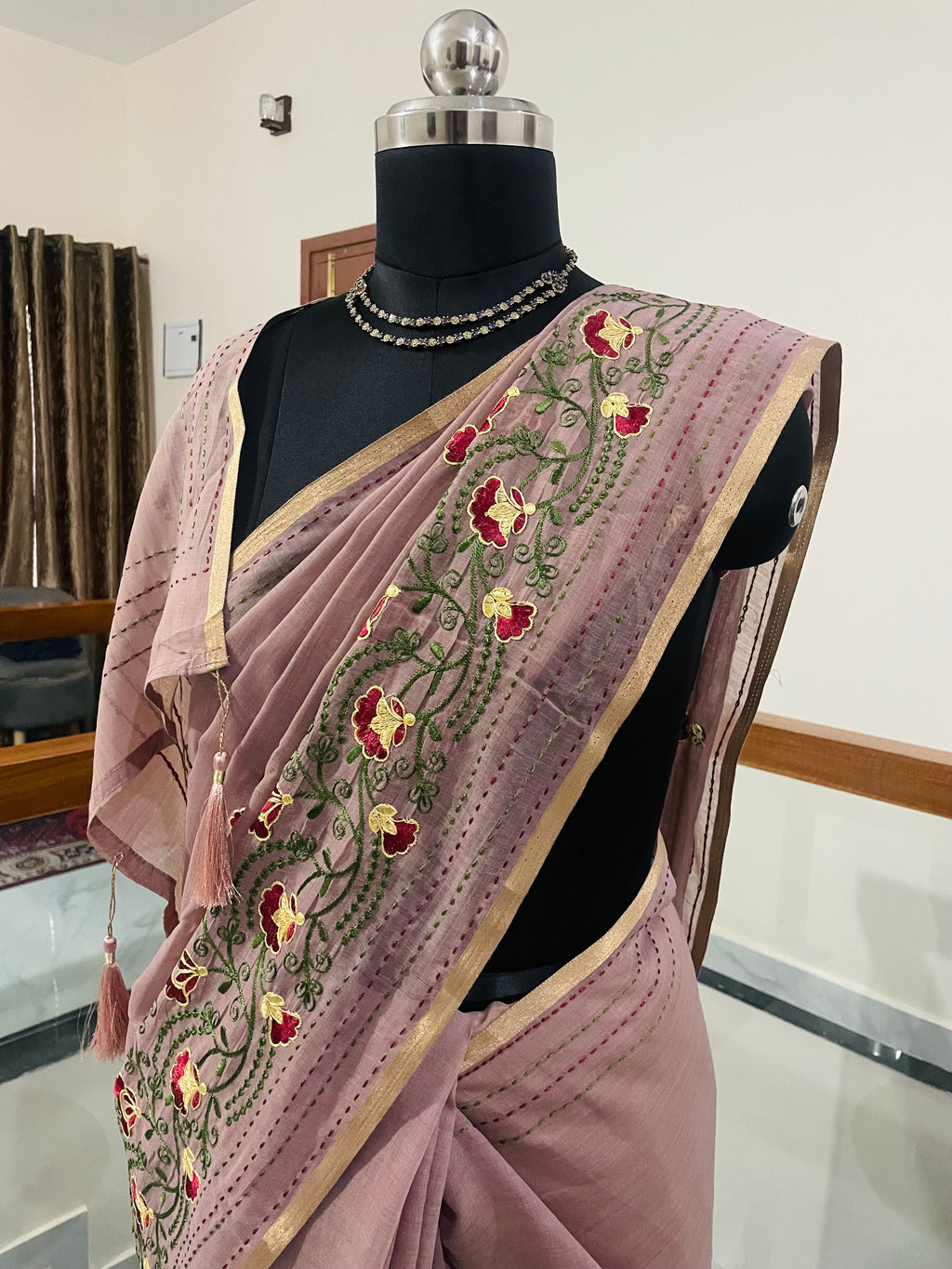 Beautiful Dusty Mauve with a Pastel Pink Soft Cotton & Tissue Mix Saree with Floral Embroidery Work.