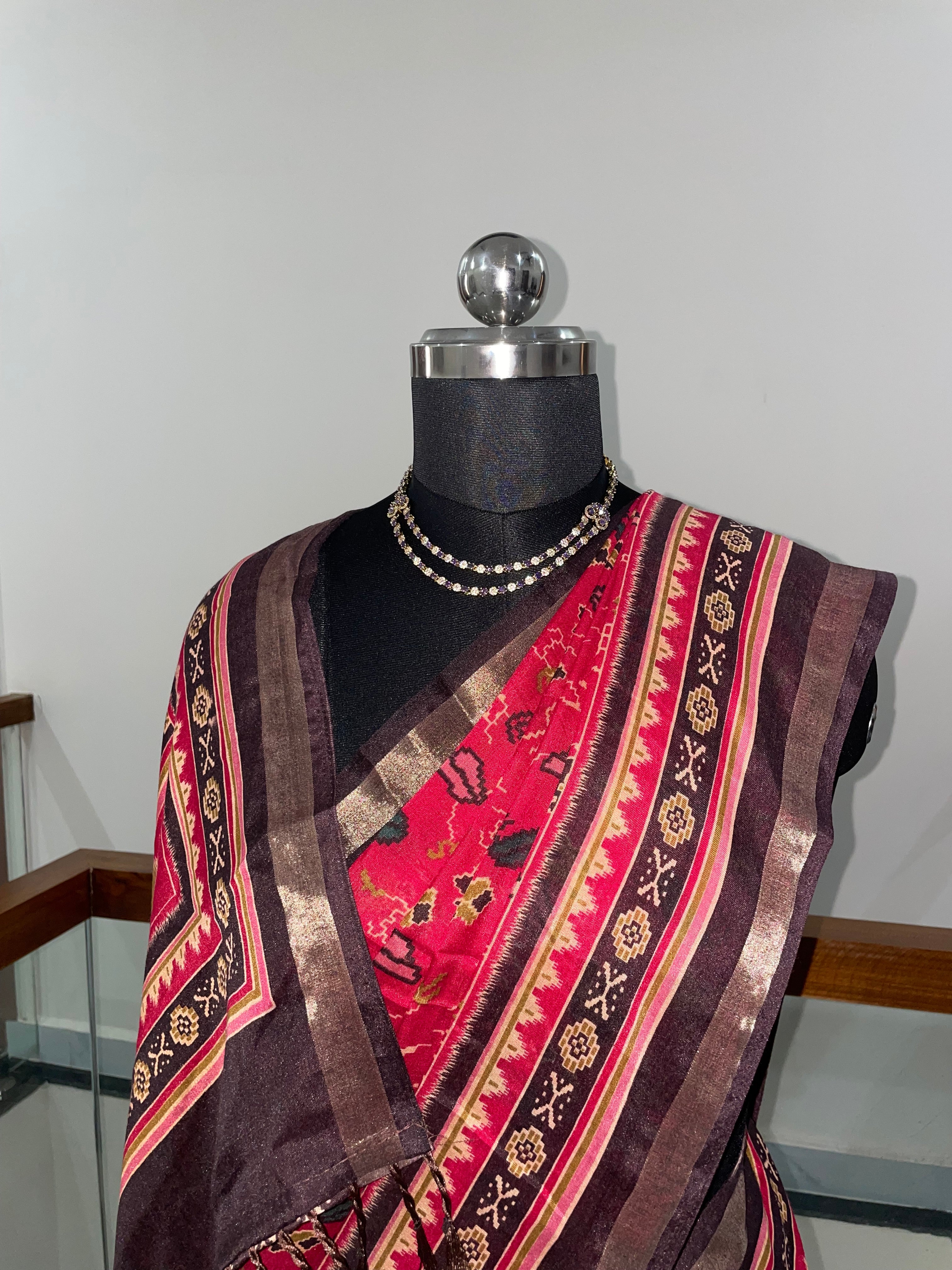 Beautiful Soft Cotton Silk Pink and Brown Combination Saree with Gold Zari Border with Tassels and Art Work all over the saree.